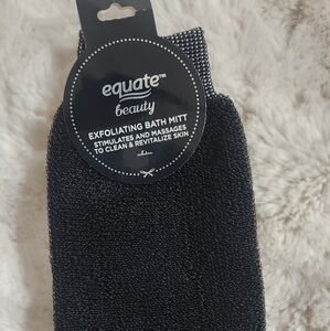 NEW Equate Beauty Black Exfoliating Bath Mitt